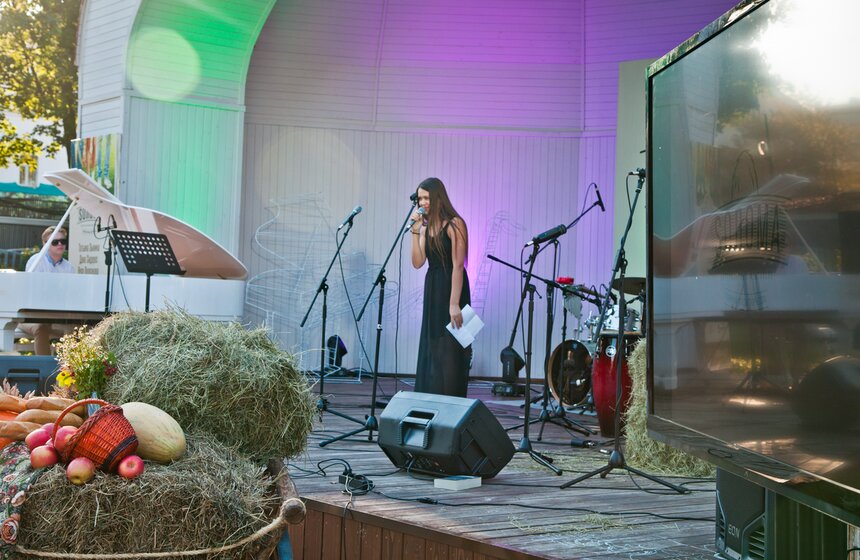 Полозкова, Зыкина и SHOO: как прошел фестиваль SOЛOMA от m24.ru 12 фото