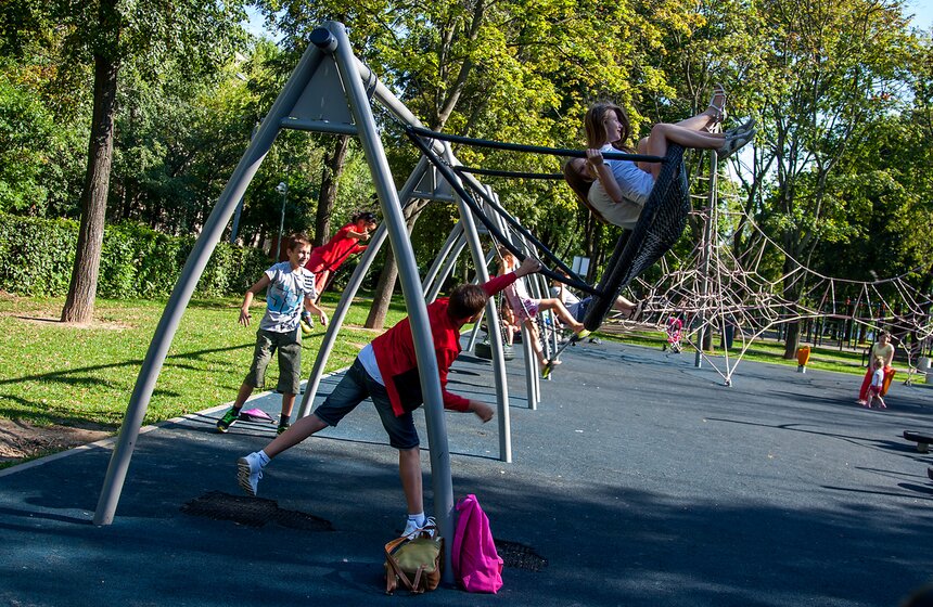 "Цветущий парк": лето в Гончаровском парке 14 фото