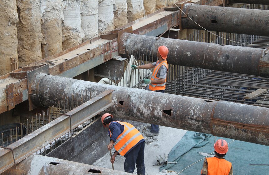 Сергей Собянин осмотрел ход строительства Северо-Западной хорды 4 фото