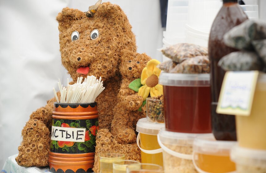 В Коломенском открылась Всероссийская ярмарка меда 11 фото