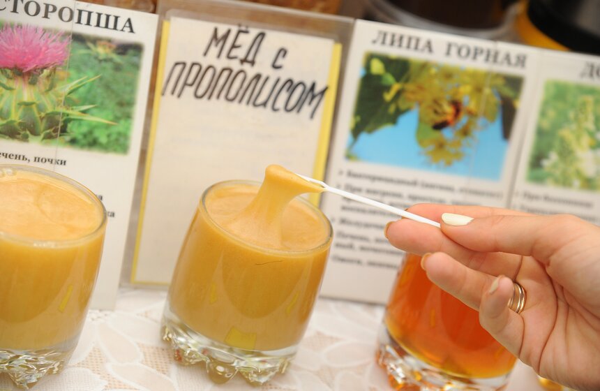 В Коломенском открылась Всероссийская ярмарка меда 18 фото