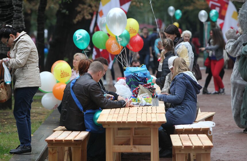 Как отмечали День города на столичных бульварах 7 фото