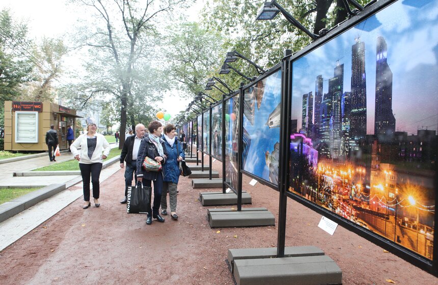 Как отмечали День города на столичных бульварах 14 фото