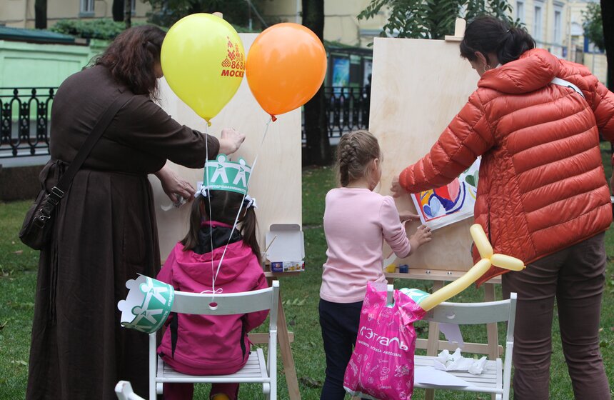 Как отмечали День города на столичных бульварах 20 фото