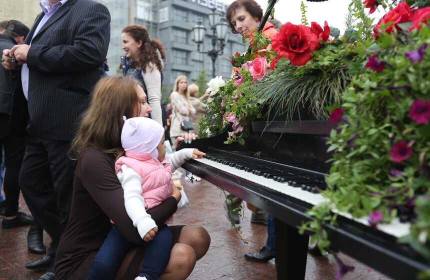 На Пушкинской площади прошел Фестиваль московской прессы 5 фото