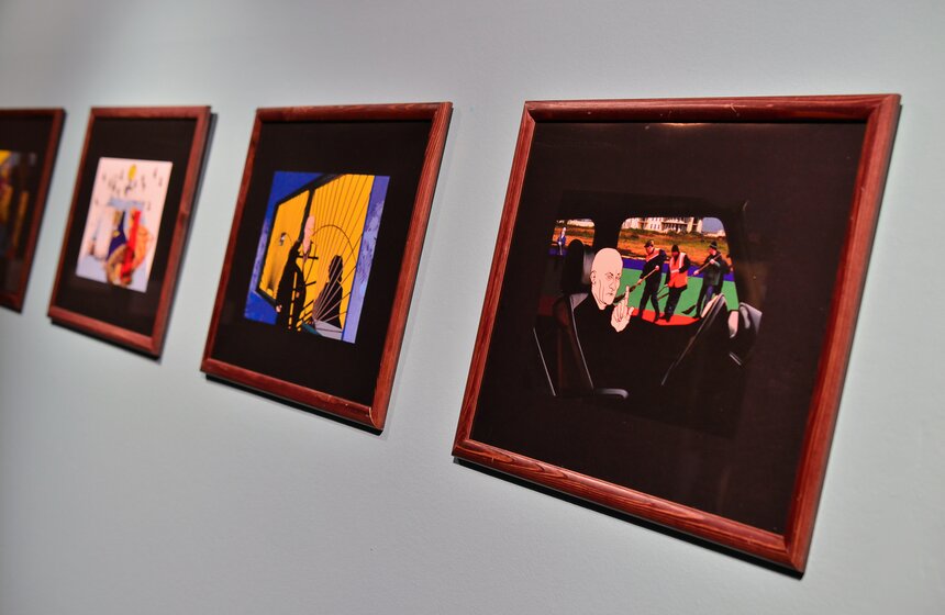 В столице открылась выставка о фрагментарности "Том второй" 4 фото