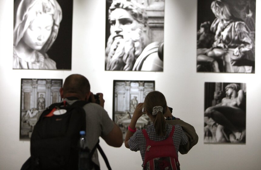 На набережной Яузы установили копию статуи Давида Микеланджело 18 фото