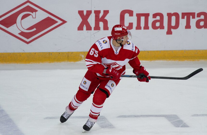 Столичный "Спартак" уступил дома нижегородскому "Торпедо" 6 фото