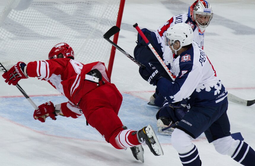 Столичный "Спартак" уступил дома нижегородскому "Торпедо" 9 фото