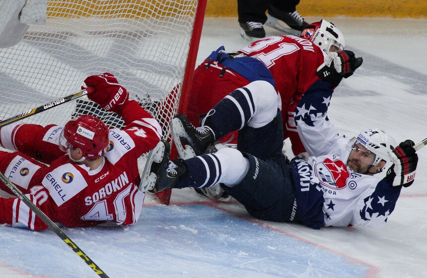 Столичный "Спартак" уступил дома нижегородскому "Торпедо" 20 фото