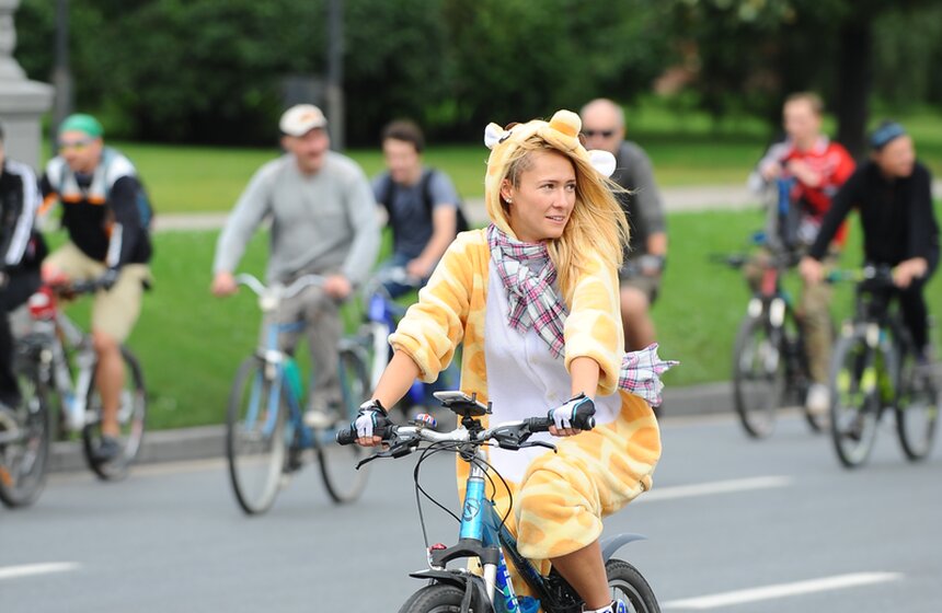 В столице состоялся велопарад, посвященный Дню города 22 фото
