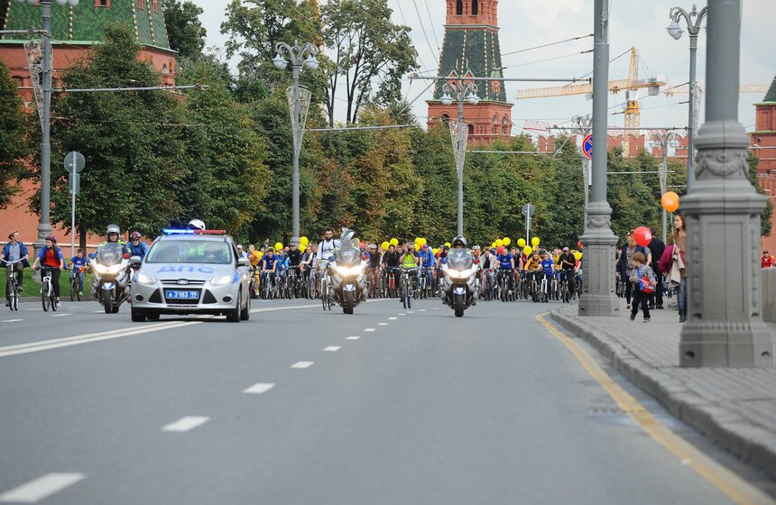 В столице состоялся велопарад, посвященный Дню города 17 фото