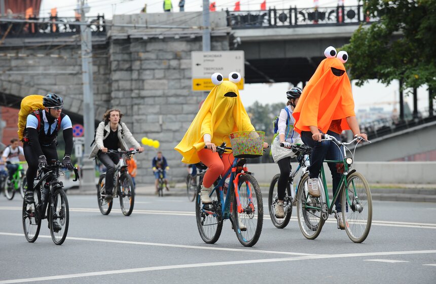 В столице состоялся велопарад, посвященный Дню города 30 фото