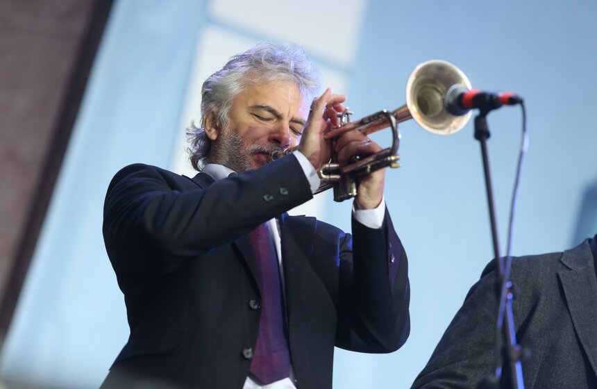 День города: квартирник и фестиваль Streetfire в парке Горького 42 фото