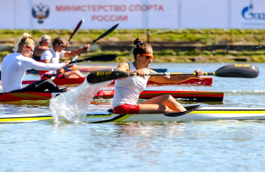 В "Крыластком" проходит Кубок Президента по гребле на байдарках 8 фото