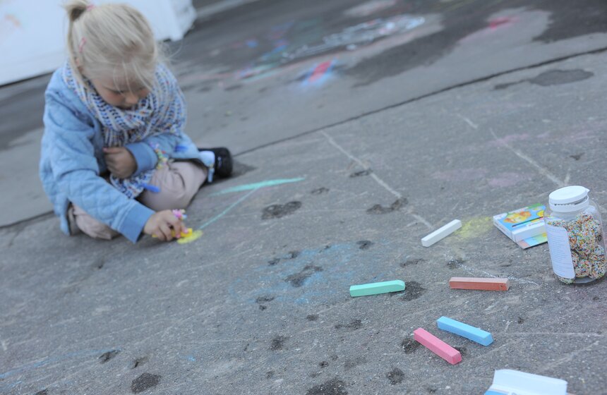 В Москве прошел детский фестиваль рисунков на асфальте 4 фото