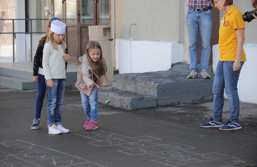 В Москве прошел детский фестиваль рисунков на асфальте 8 фото