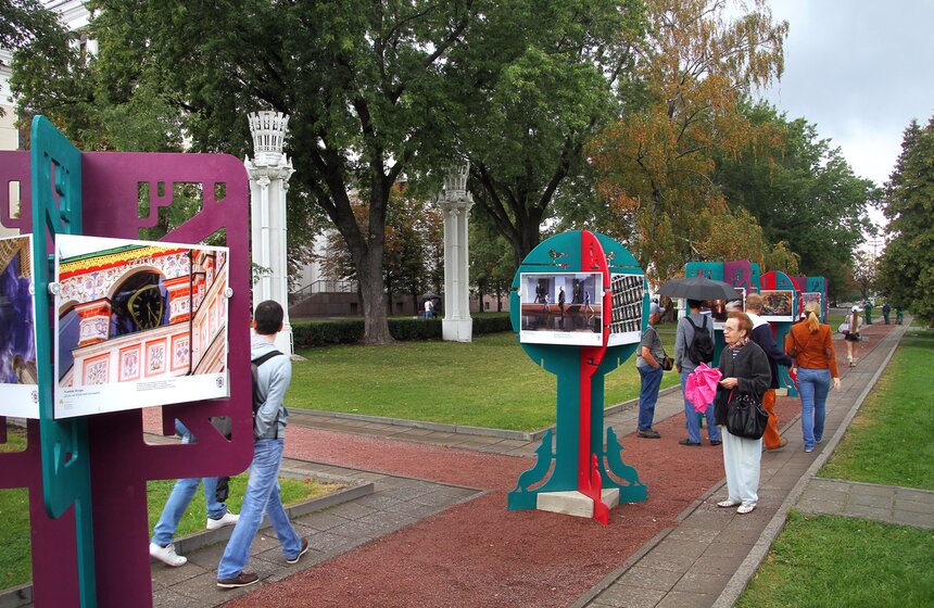 На ВДНХ открылась выставка победителей конкурса "Планета Москва" 8 фото