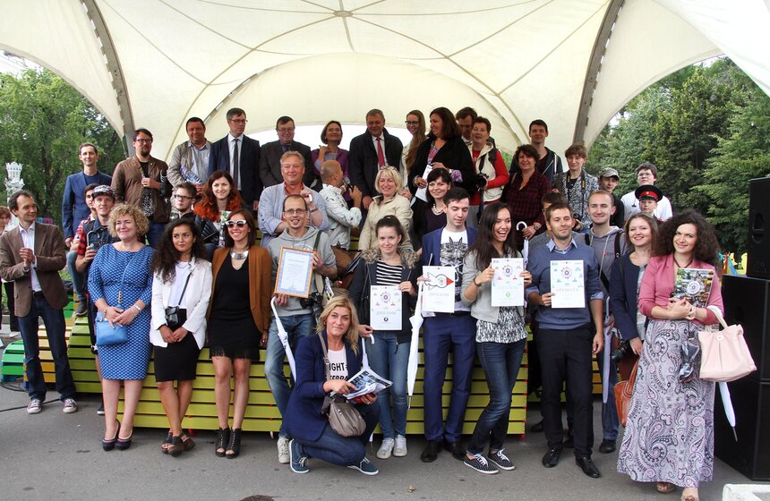 На ВДНХ открылась выставка победителей конкурса "Планета Москва" 24 фото