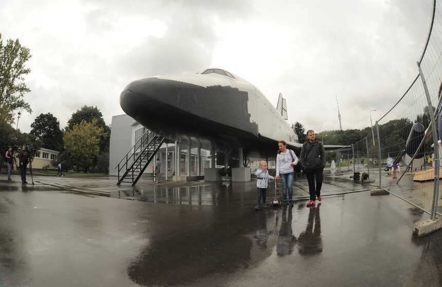 На ВДНХ открылся интерактивный музей "Буран" 6 фото