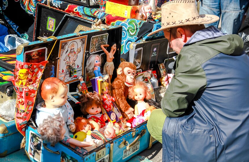 В Музее Москвы прошел юбилейный Городской блошиный рынок 16 фото