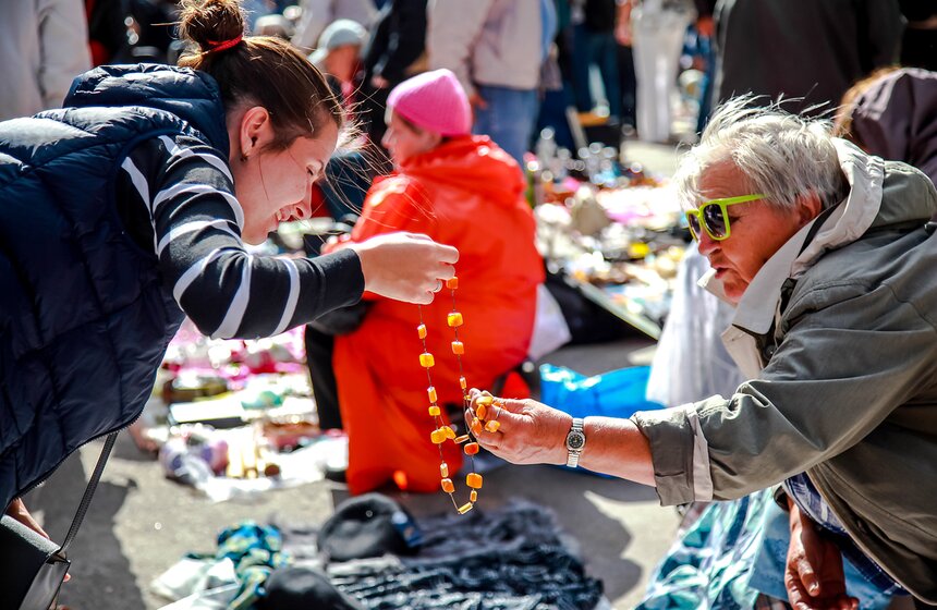 В Музее Москвы прошел юбилейный Городской блошиный рынок 3 фото