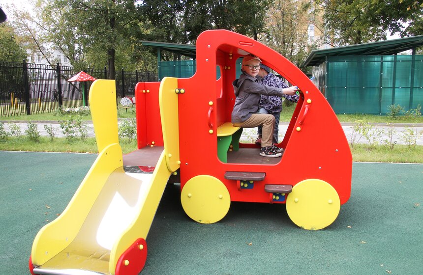 В столице открыли два новых детских сада при школе №656 10 фото