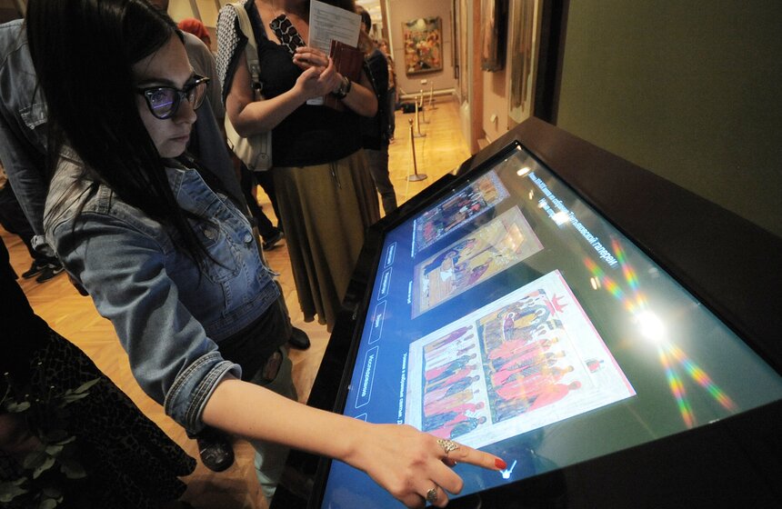 В Третьяковской галерее представили старинные иконы 11 фото