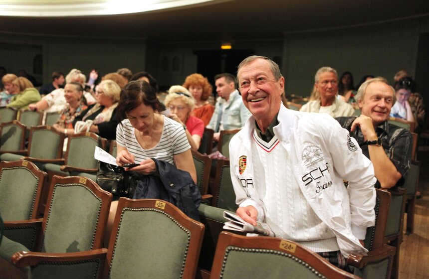 В РАМТе прошел традиционный сбор труппы 5 фото