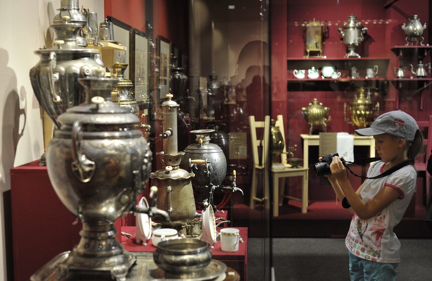 Выставка "Чудо старинного самовара" открылась в Коломенском 7 фото