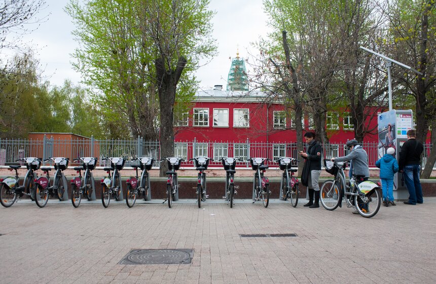В Москве заработала городская сеть велопроката 13 фото