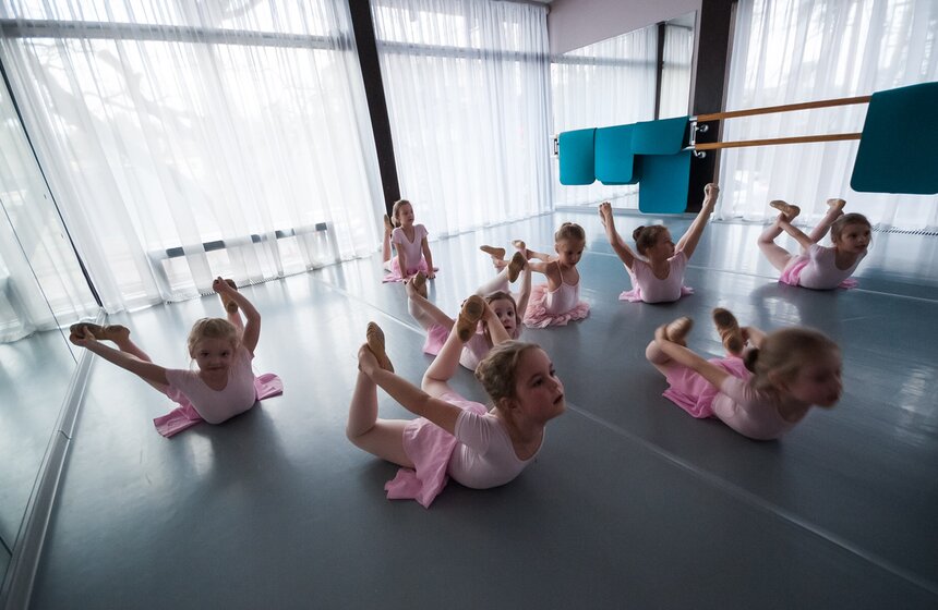 Чему учат будущих балерин в школе-студии Илзе Лиепа 23 фото