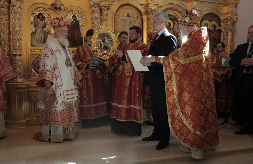 В Москве освятили воссозданный храм Преображения Господня 11 фото