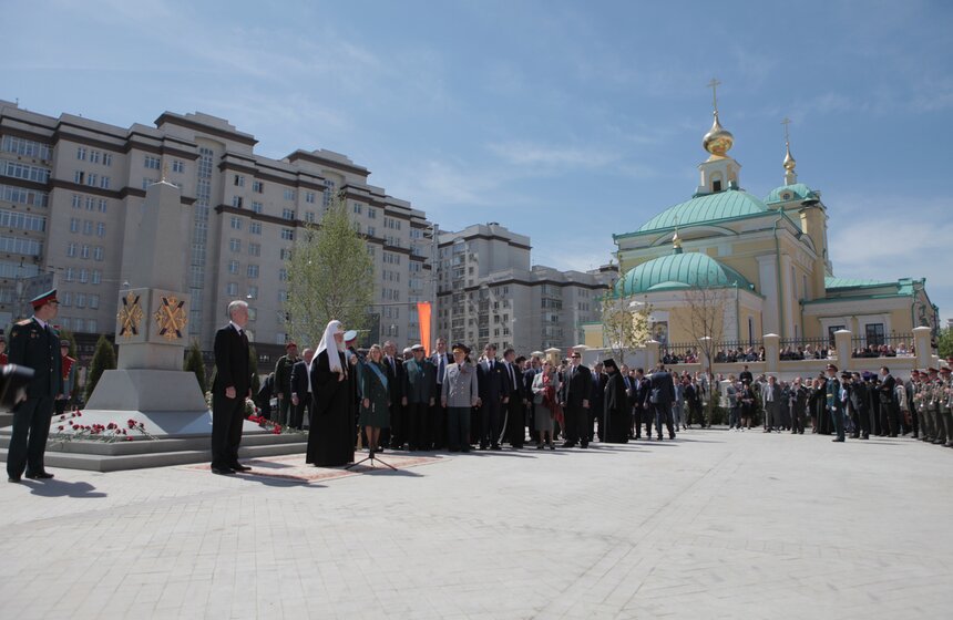 В Москве освятили воссозданный храм Преображения Господня 19 фото