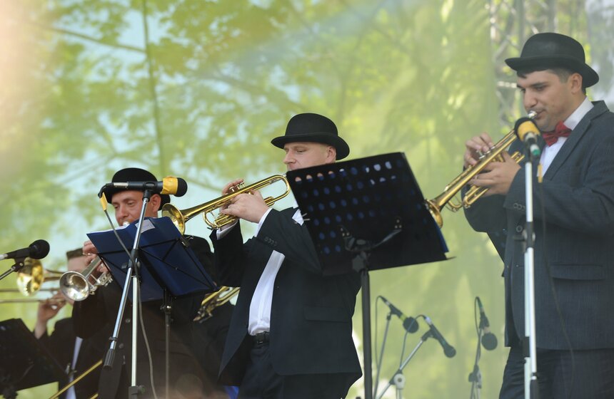 "Фестиваль шагающих оркестров" в МУЗЕОНЕ 16 фото