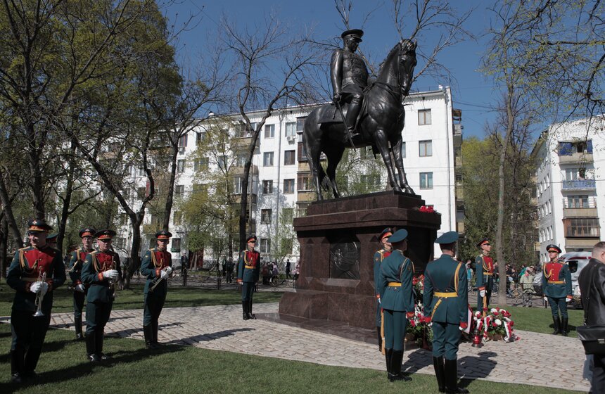 В Москве открыли памятник маршалу Рокоссовскому 25 фото