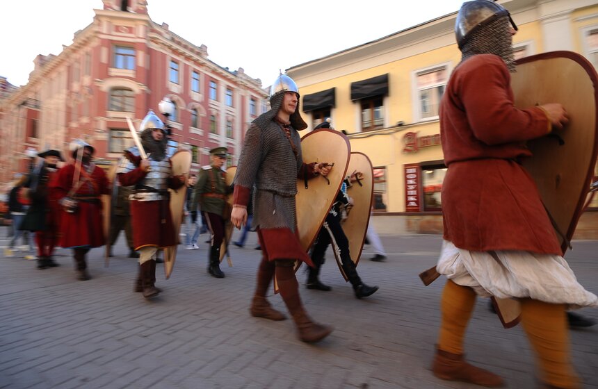 На Арбате прошел парад в честь Георгия Победоносца 18 фото