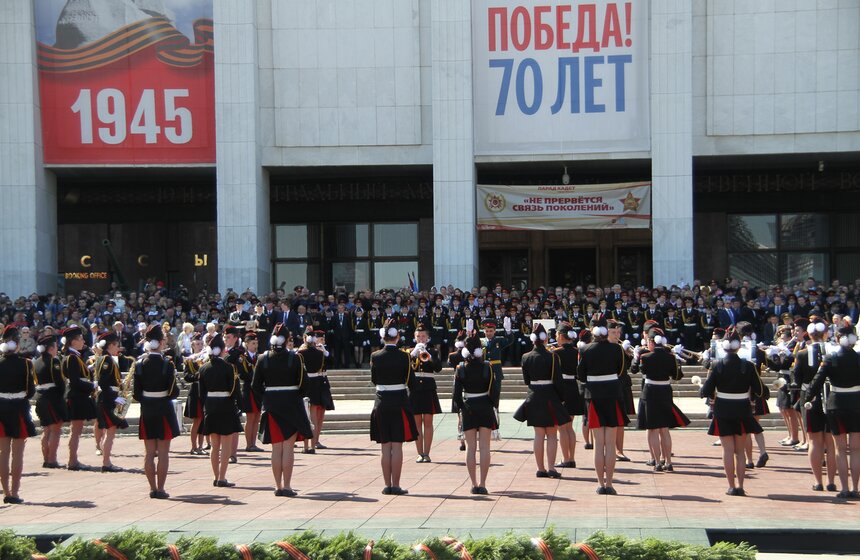 На Поклонной горе прошел парад кадетов Москвы и Минска 17 фото