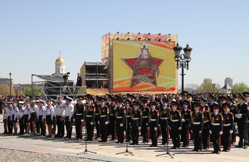 На Поклонной горе прошел парад кадетов Москвы и Минска 5 фото