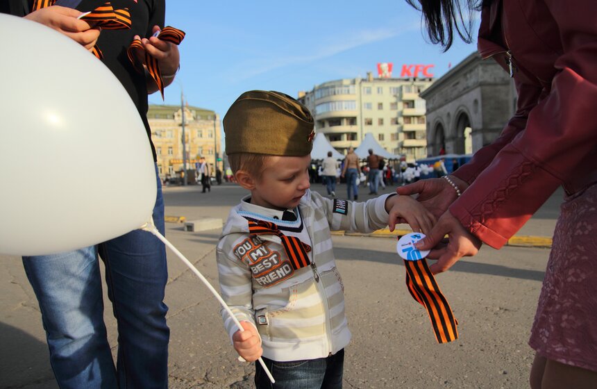 На площади Белорусского вокзала прошел праздничный концерт 4 фото