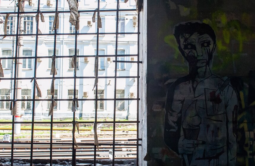 У Курского вокзала открылся стрит-арт фестиваль "Голос Улиц" 12 фото