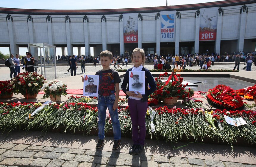 На Поклонной горе прошли праздничные гуляния 16 фото