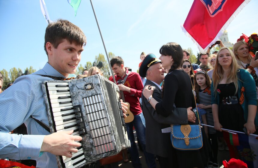 На Поклонной горе прошли праздничные гуляния 8 фото