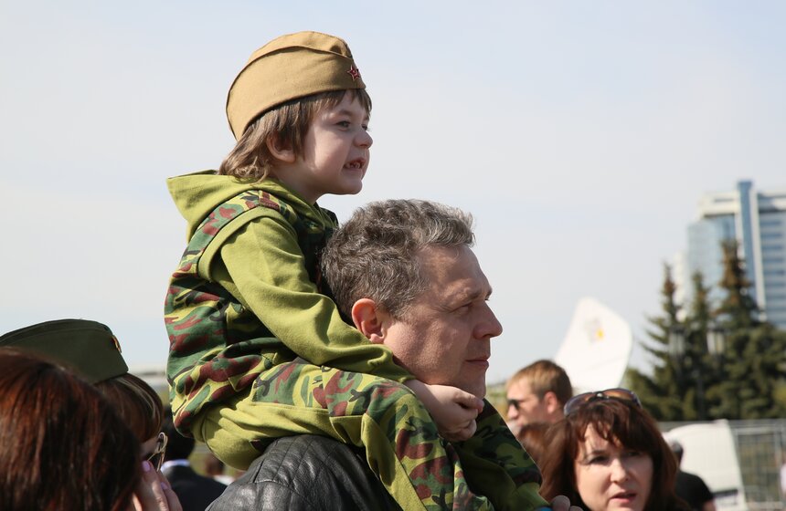 На Поклонной горе прошли праздничные гуляния 12 фото