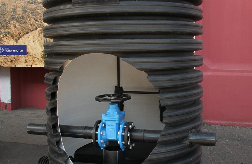 Сергей Собянин посетил завод по производству пластиковых труб 10 фото