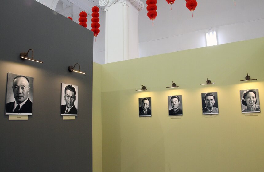 На ВДНХ открылась экспозиция "110 лет китайскому кинематографу" 2 фото