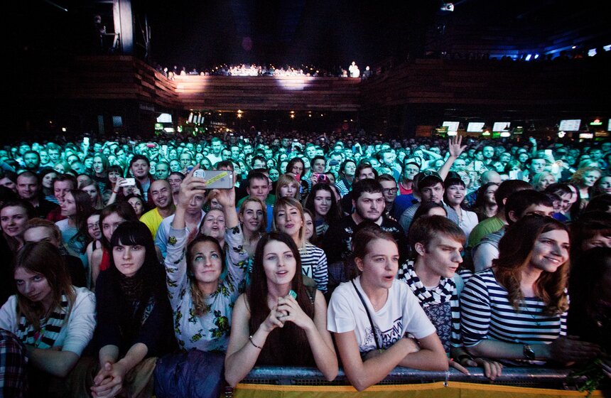 Группа "Мумий Тролль" спела песни с нового альбома в YotaSpace 4 фото