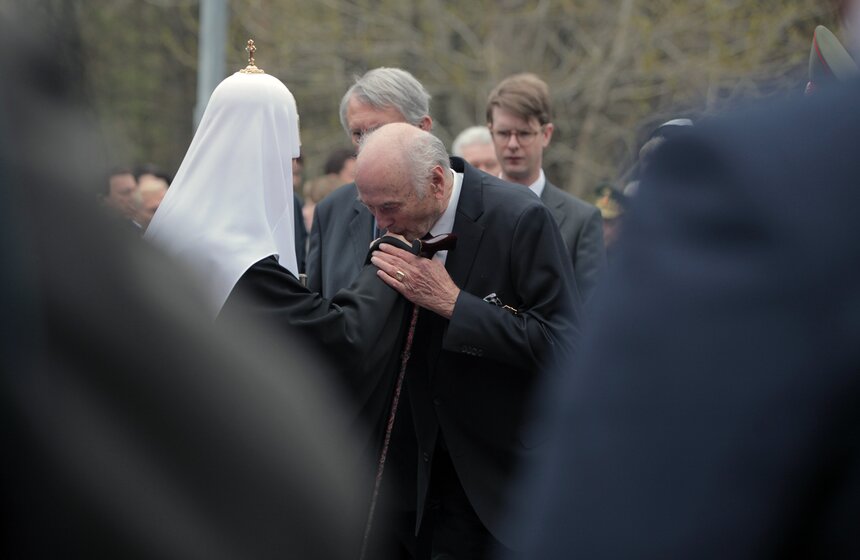 Мэр принял участие в церемонии перезахоронения князя Романова 23 фото