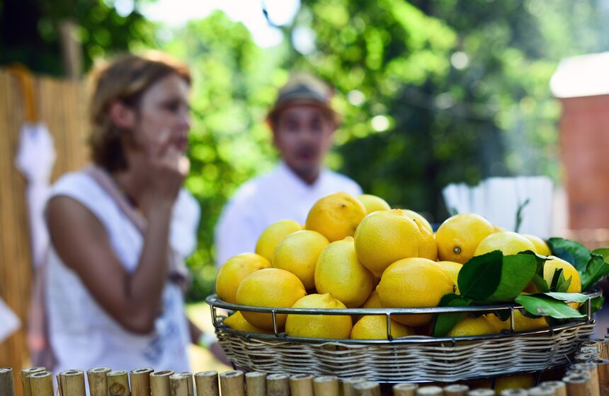 "Мир, труд, пир": Чем побаловать себя в майские праздники 9 фото