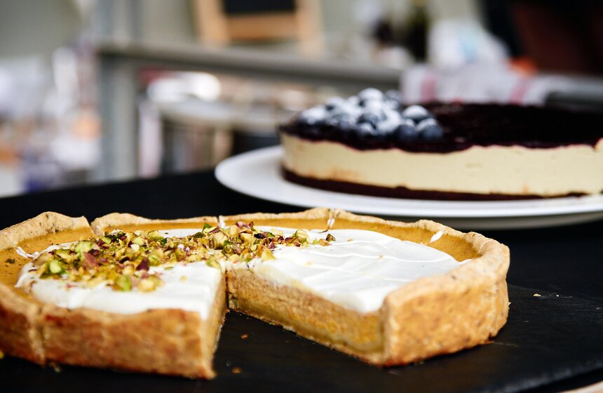 "Мир, труд, пир": Чем побаловать себя в майские праздники 8 фото